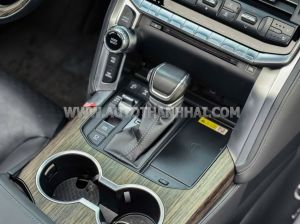 Xe Toyota Land Cruiser 3.5 V6 2024