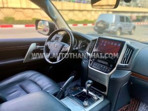 Xe Toyota Land Cruiser VX 4.6 V8 2016