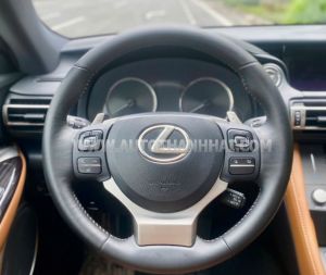 Xe Lexus RC 300 2019