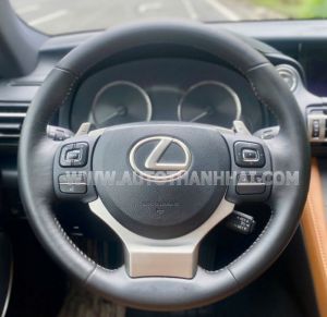 Xe Lexus RC 300 2019