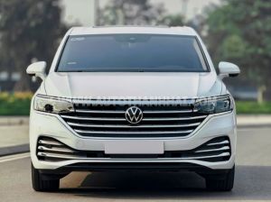 Xe Volkswagen Viloran Luxury 2023