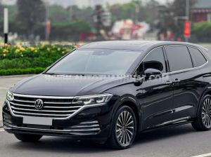 Xe Volkswagen Viloran Luxury 2024