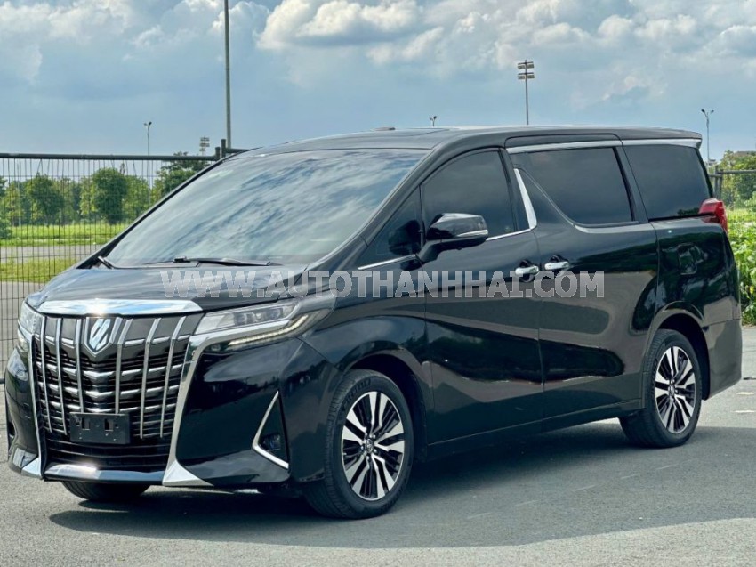 Toyota Alphard Luxury Executive Lounge 2018