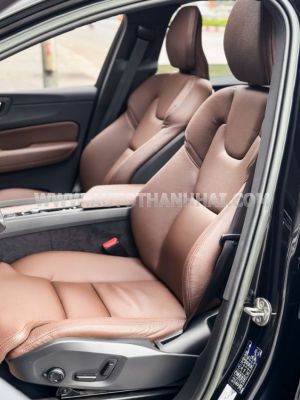 Xe Volvo XC60 Inscription B6 AWD 2022