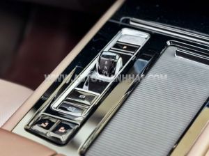 Xe Volkswagen Viloran Luxury 2023