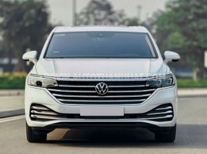 Xe Volkswagen Viloran Luxury 2023