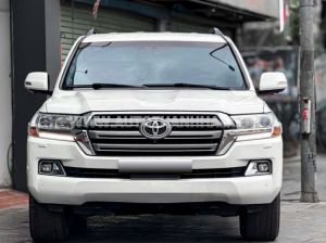 Xe Toyota Land Cruiser 4.6 V8 2019