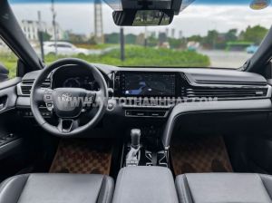 Xe Toyota Camry 2.5 HEV Top 2026