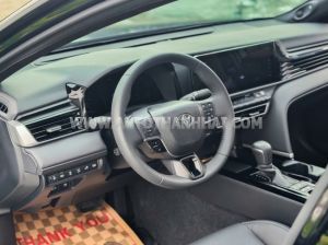 Xe Toyota Camry 2.5 HEV Top 2026