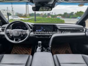 Xe Toyota Camry 2.5 HEV Top 2026
