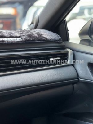 Xe Toyota Camry 2.5 HEV Mid 2025
