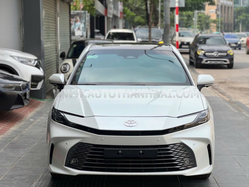 Toyota Camry 2.5 HEV Top 2025