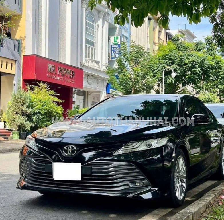 Toyota Camry 2.5Q 2020